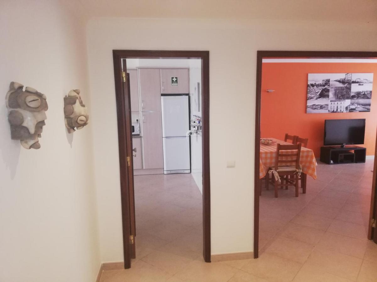 Two Bedroom Apartment - 110M2, Ac, Terrace, Wi-Fi Lagos Exterior foto